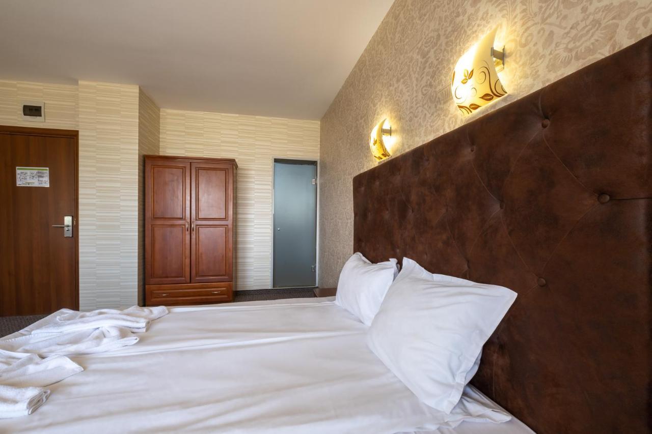 Hotel Complex Katalina Cigov Čark Exteriér fotografie