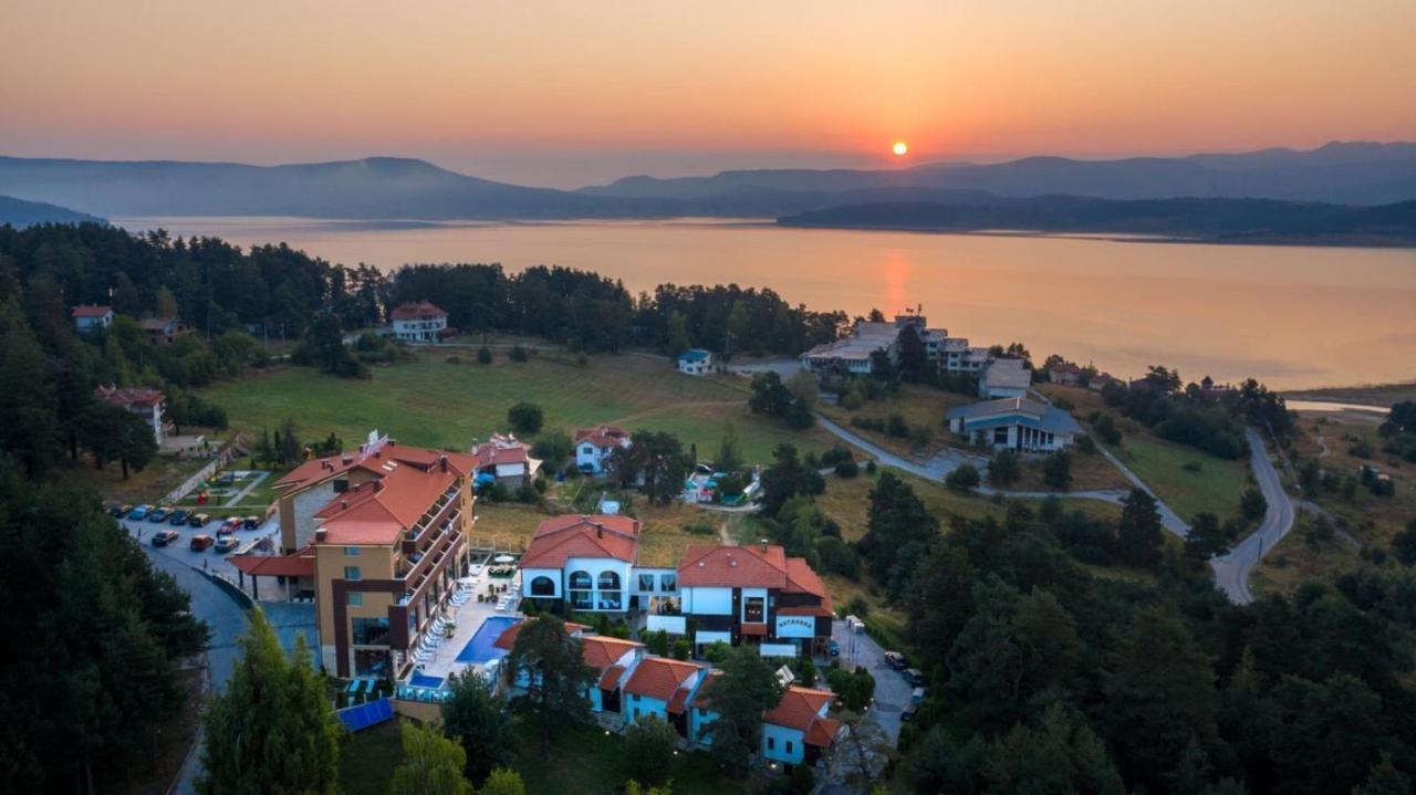 Hotel Complex Katalina Cigov Čark Exteriér fotografie