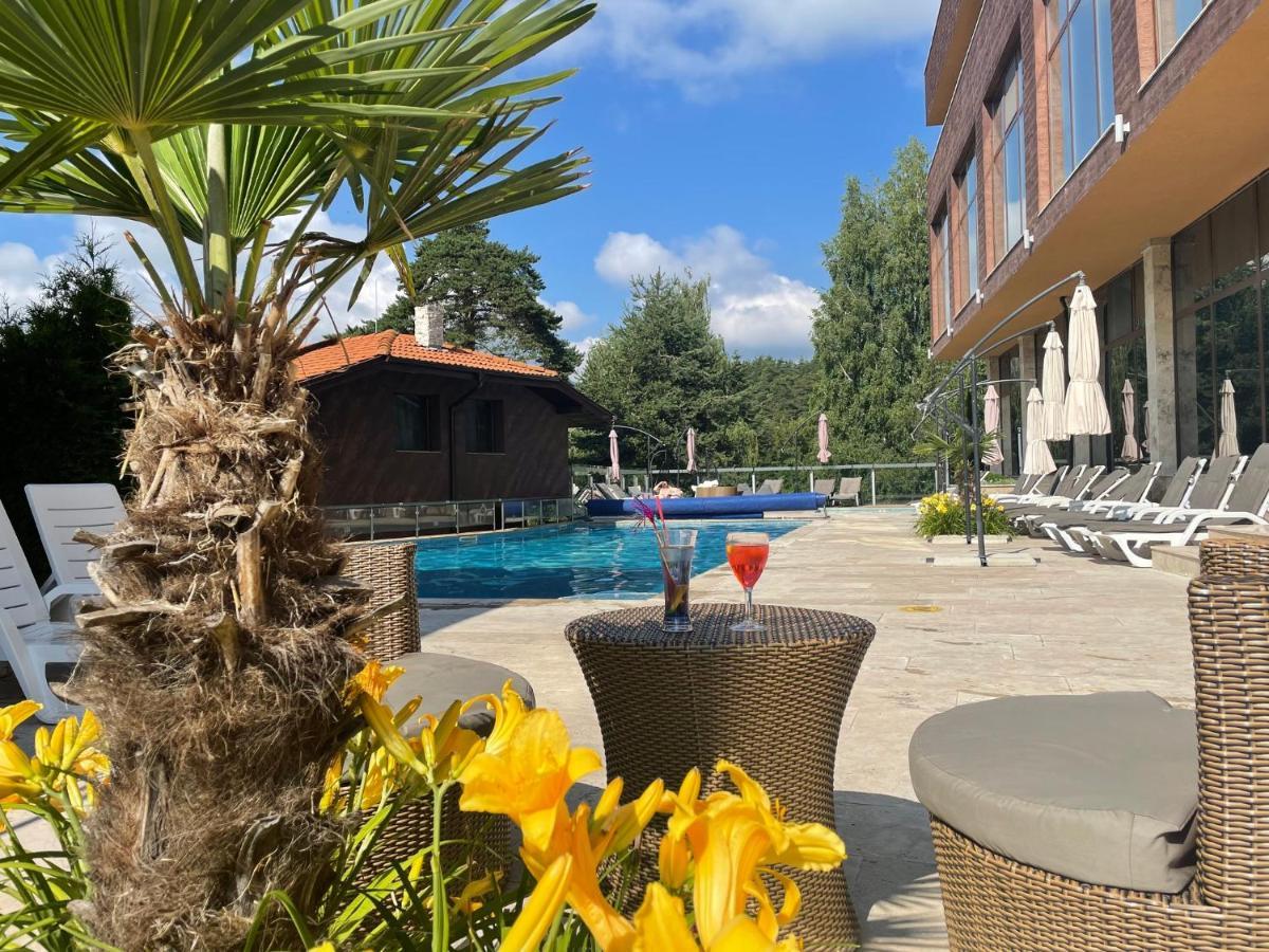 Hotel Complex Katalina Cigov Čark Exteriér fotografie