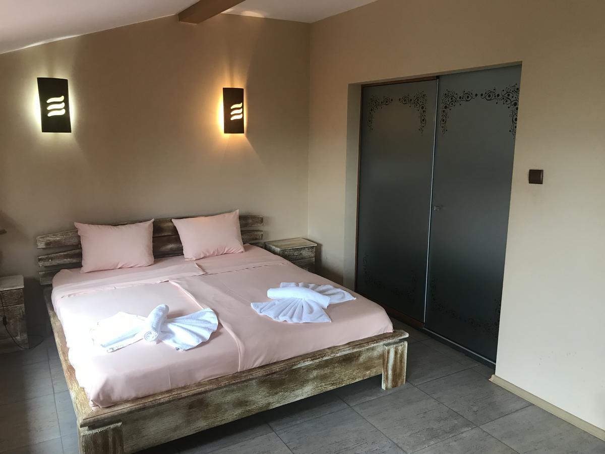 Hotel Complex Katalina Cigov Čark Exteriér fotografie