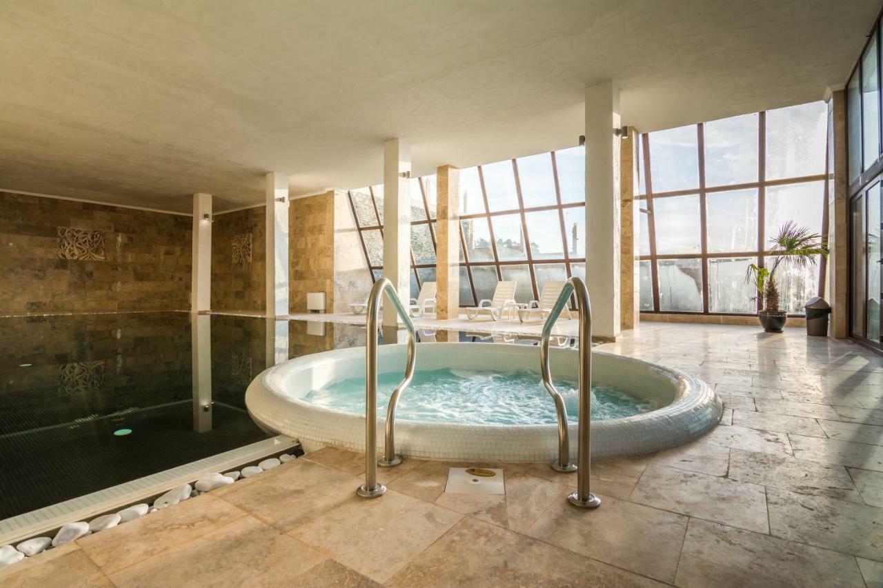 Hotel Complex Katalina Cigov Čark Exteriér fotografie